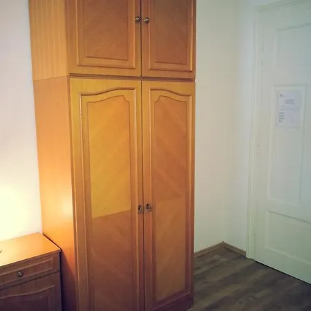 Studio Apartman Kamelija